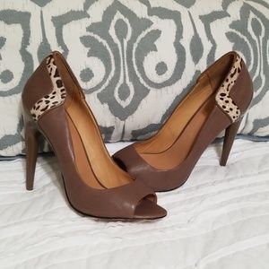 L.A.M.B. new heels 10m leather with cheetah trim